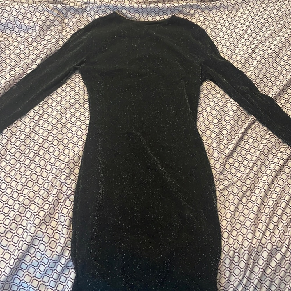 Black dress, great for a party!!